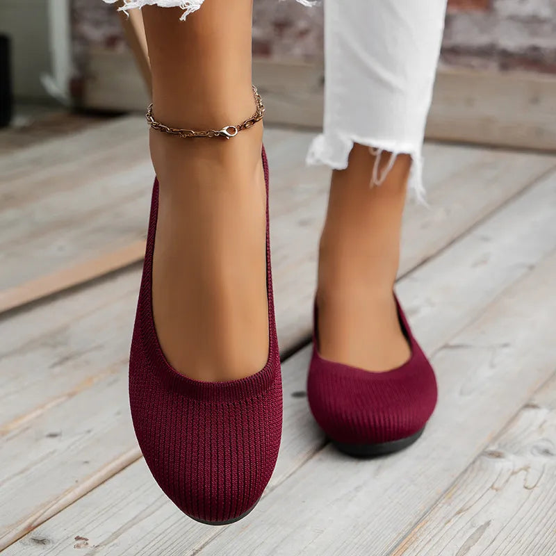 Women’s Round Toe Slip-On Knit Flats